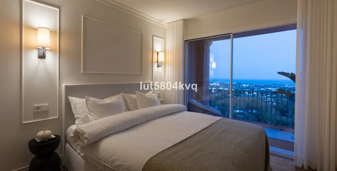 Продажа двухуровневых апартаментов в La Quinta 5