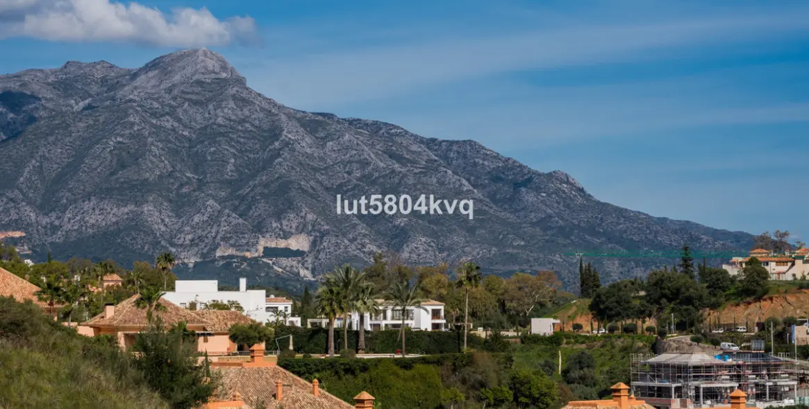 Продажа двухуровневых апартаментов в La Quinta 9