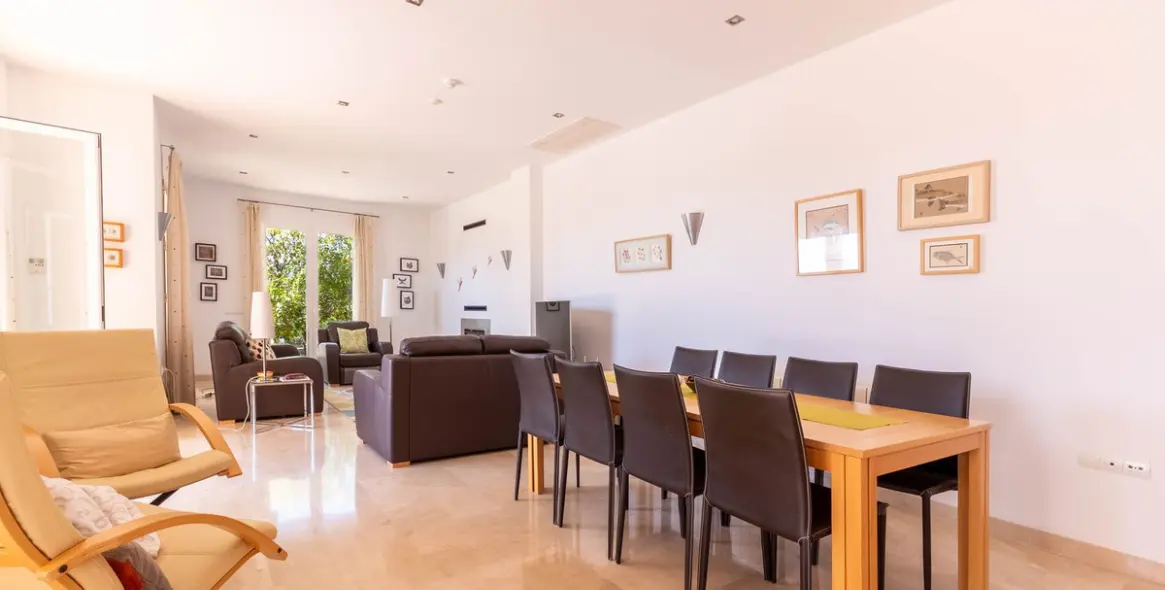 Продажа  отдельно стоящей виллы в Mijas Golf 18