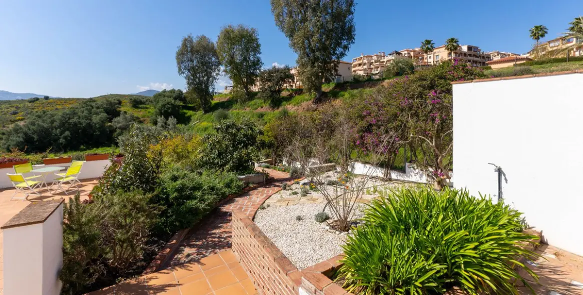 Venta de villa independiente en Mijas Golf 39