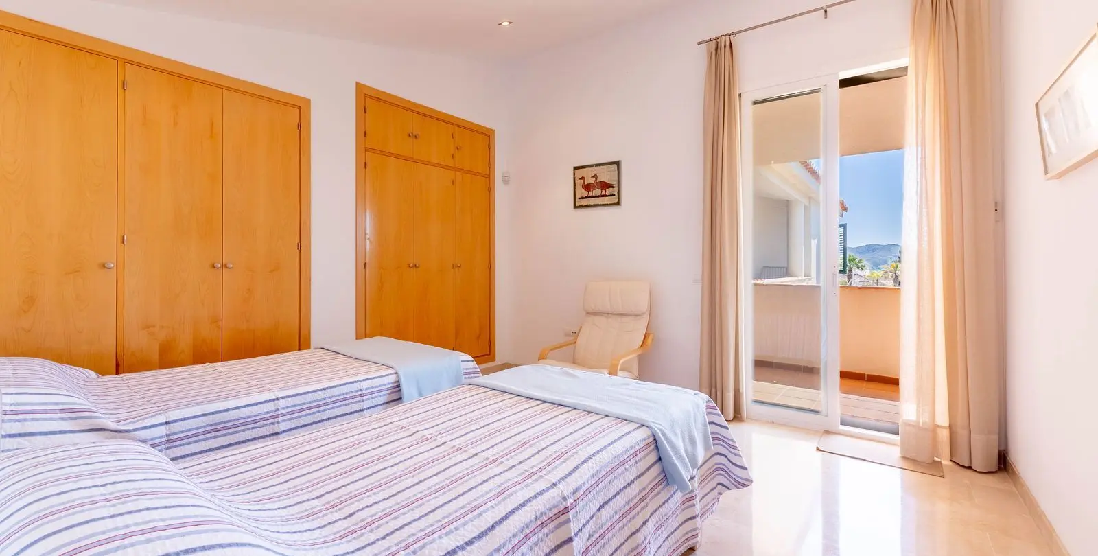 Sale of detached villa in Mijas Golf 14