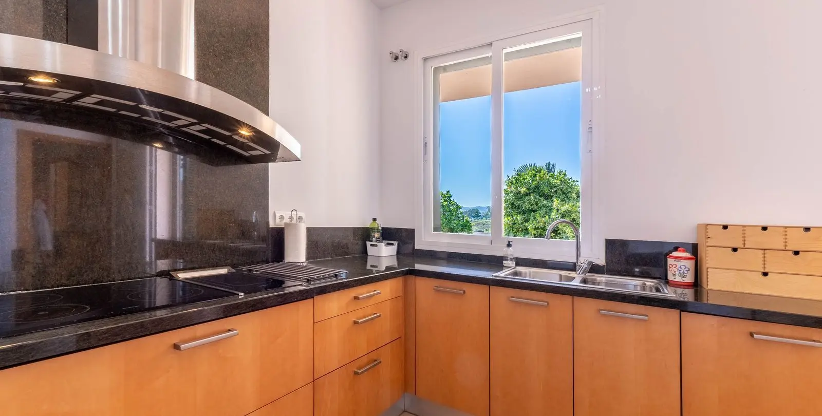 Sale of detached villa in Mijas Golf 26