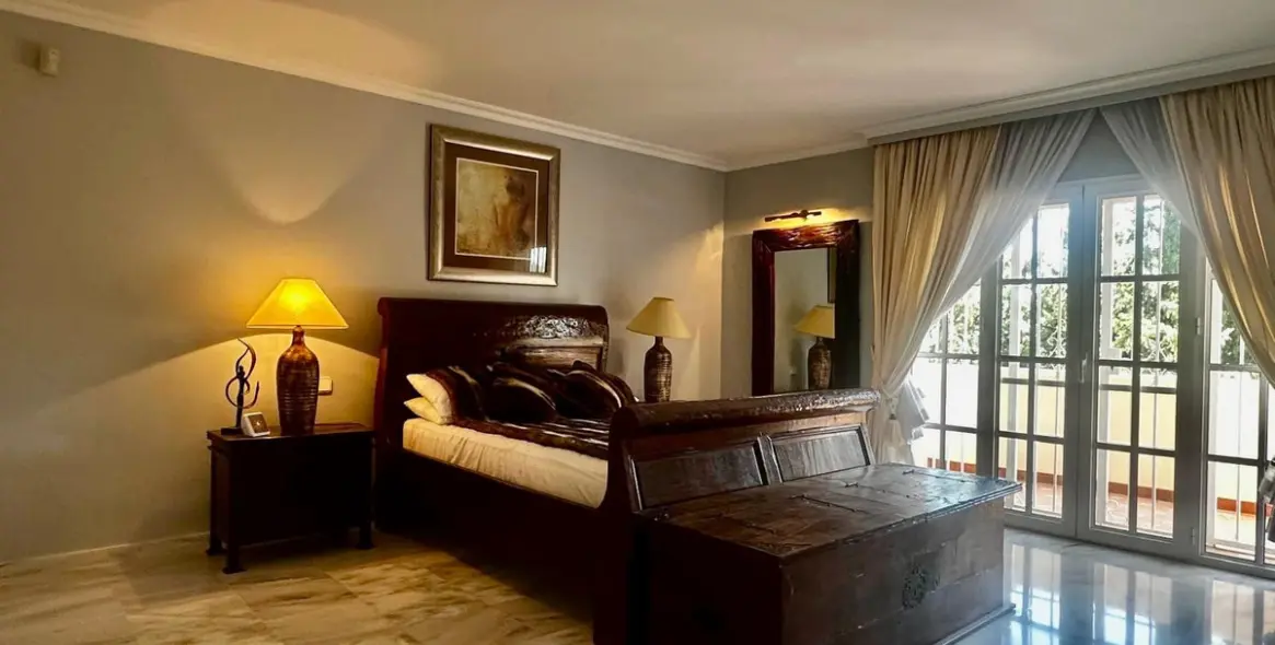 Venta de villa independiente en Calahonda 21