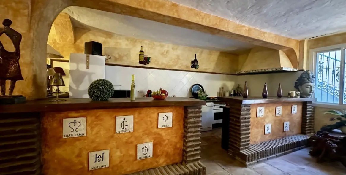 Venta de villa independiente en Calahonda 23