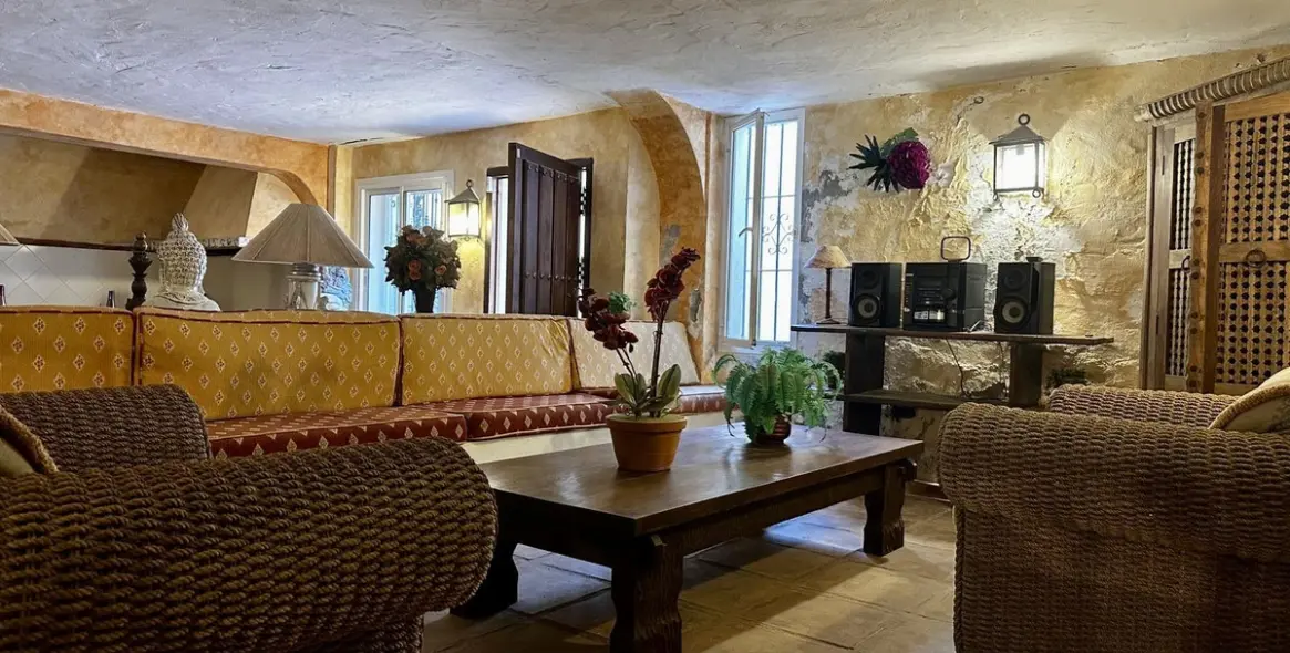 Venta de villa independiente en Calahonda 27