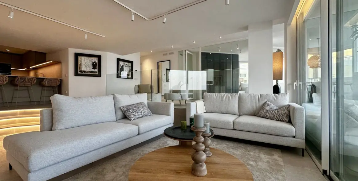 Venta de apartamento en planta media en Marbella 5