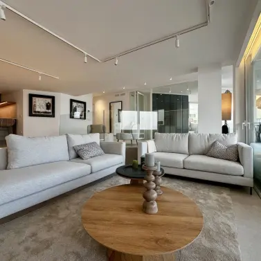 Venta de apartamento en planta media en Marbella