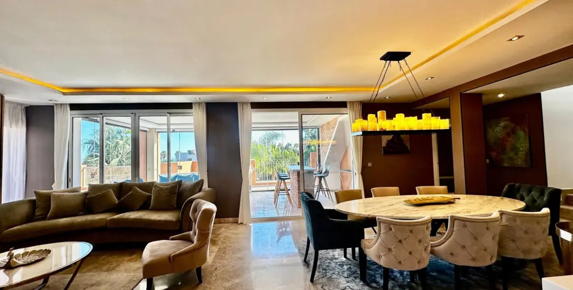 Venta de ático dúplex en Nueva Andalucía 7