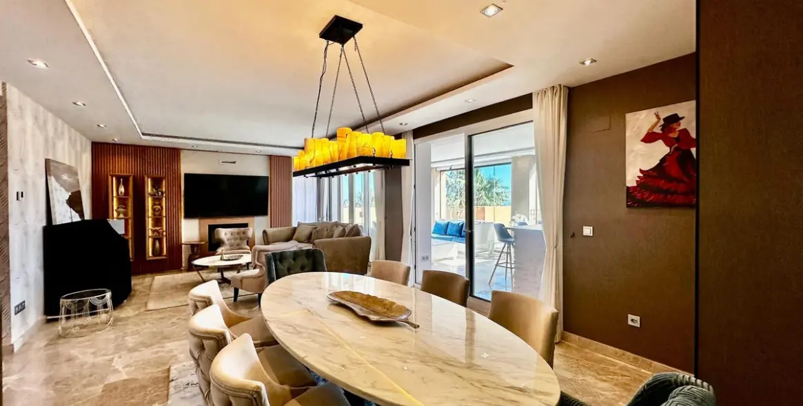 Venta de ático dúplex en Nueva Andalucía 9