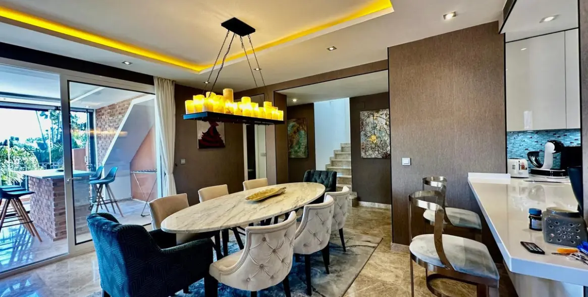 Venta de ático dúplex en Nueva Andalucía 13