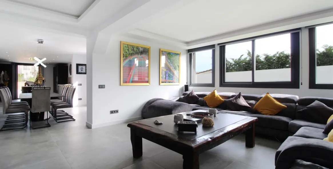 Продажа  отдельно стоящей виллы в San Pedro de Alcántara 2