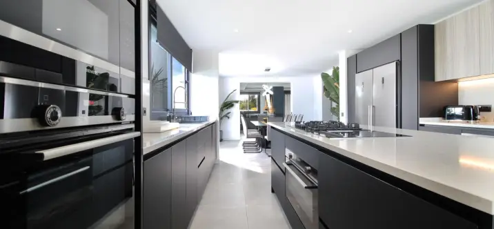 Venta de villa independiente en San Pedro de Alcántara 4