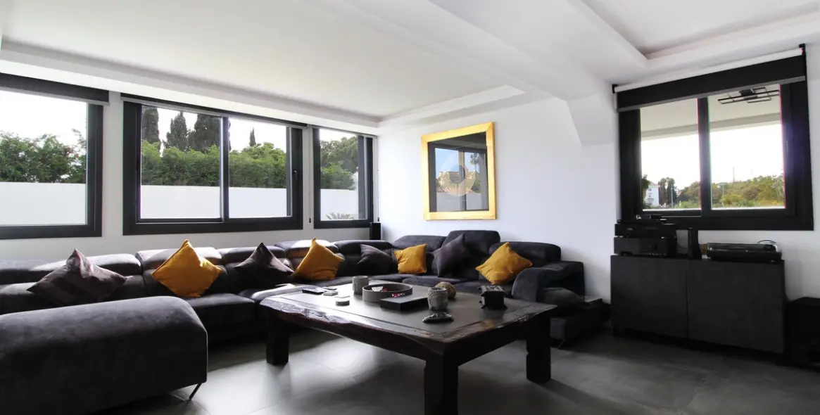 Продажа  отдельно стоящей виллы в San Pedro de Alcántara 7