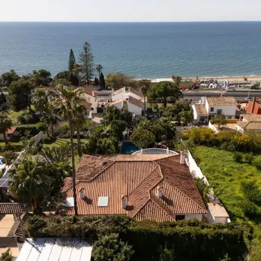 Venta de villa independiente en Río Real