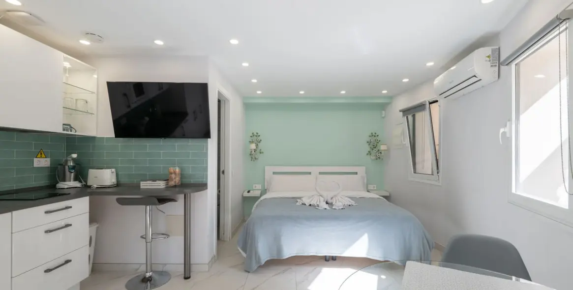 Продажа  отдельно стоящей виллы в Río Real 23