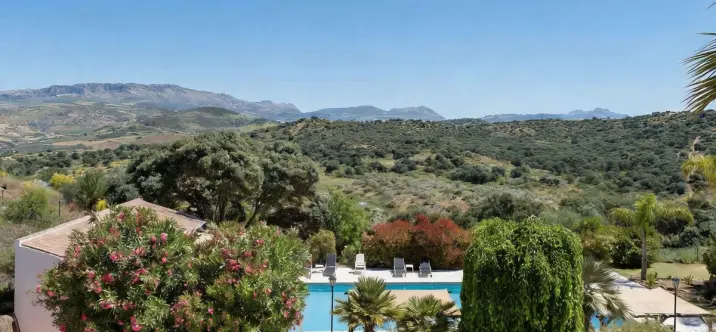 Venta de bed & breakfast en Almogía 2