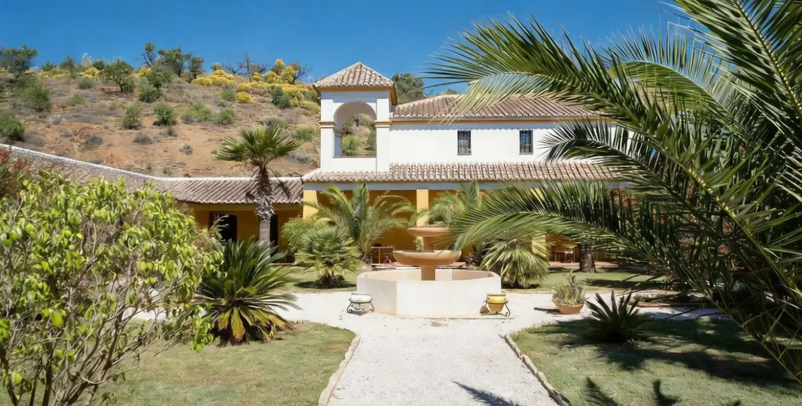 Venta de bed & breakfast en Almogía 8