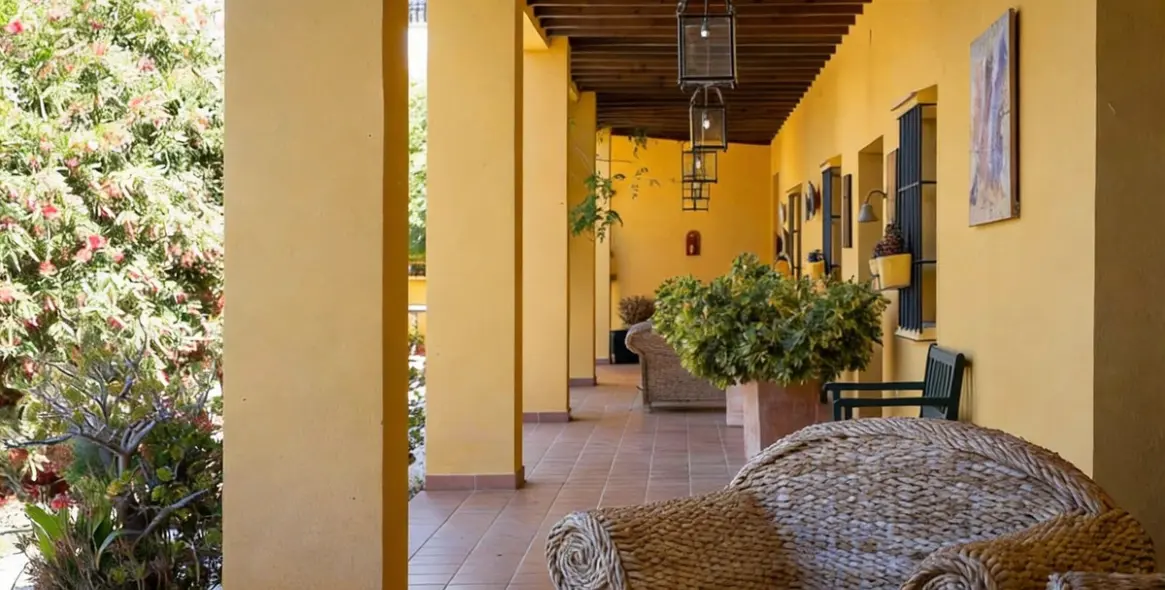 Venta de bed & breakfast en Almogía 11