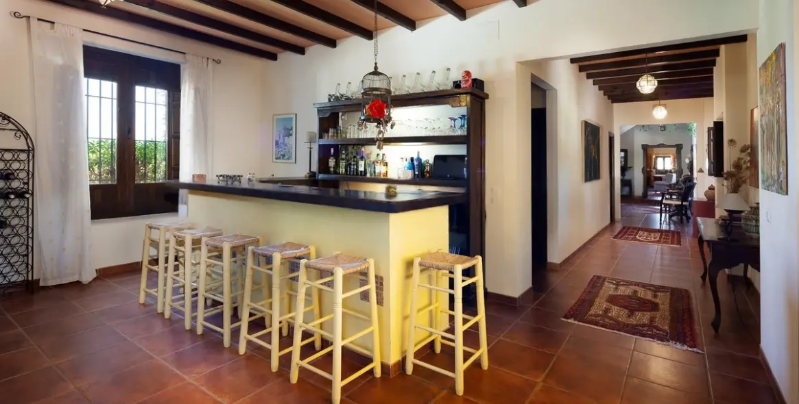 Venta de bed & breakfast en Almogía 14