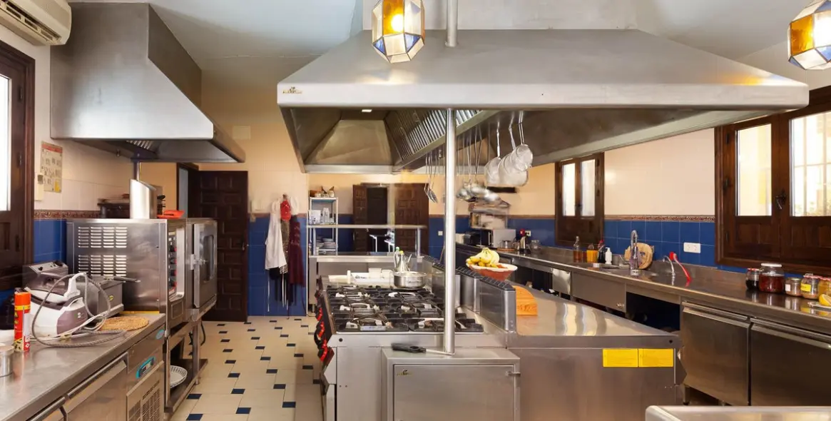 Venta de bed & breakfast en Almogía 18