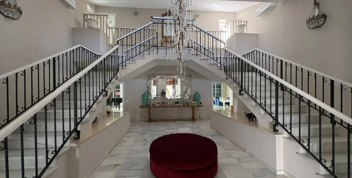 Alquiler a largo plazo de villa independiente en El Paraiso 2