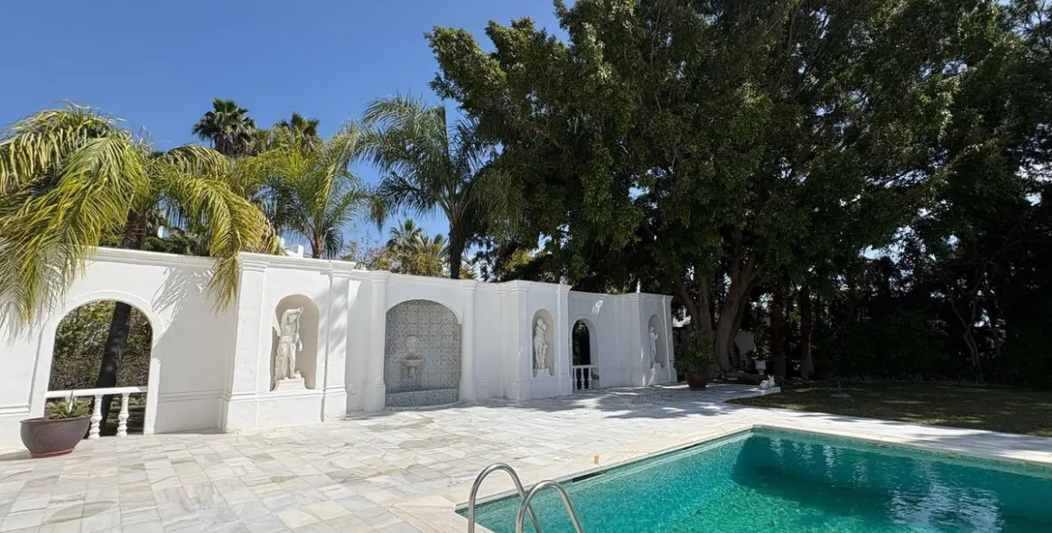 Alquiler a largo plazo de villa independiente en El Paraiso 41