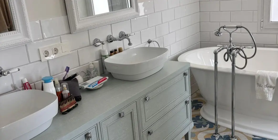 Alquiler a largo plazo de villa independiente en El Paraiso 89