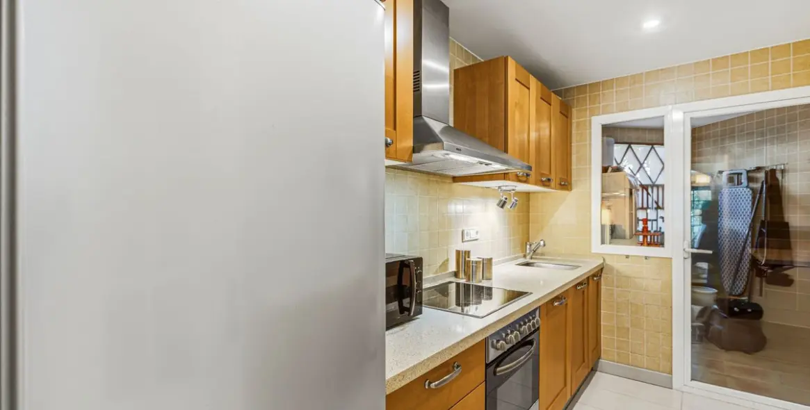 Venta de apartamento en planta baja en Los Arqueros 13