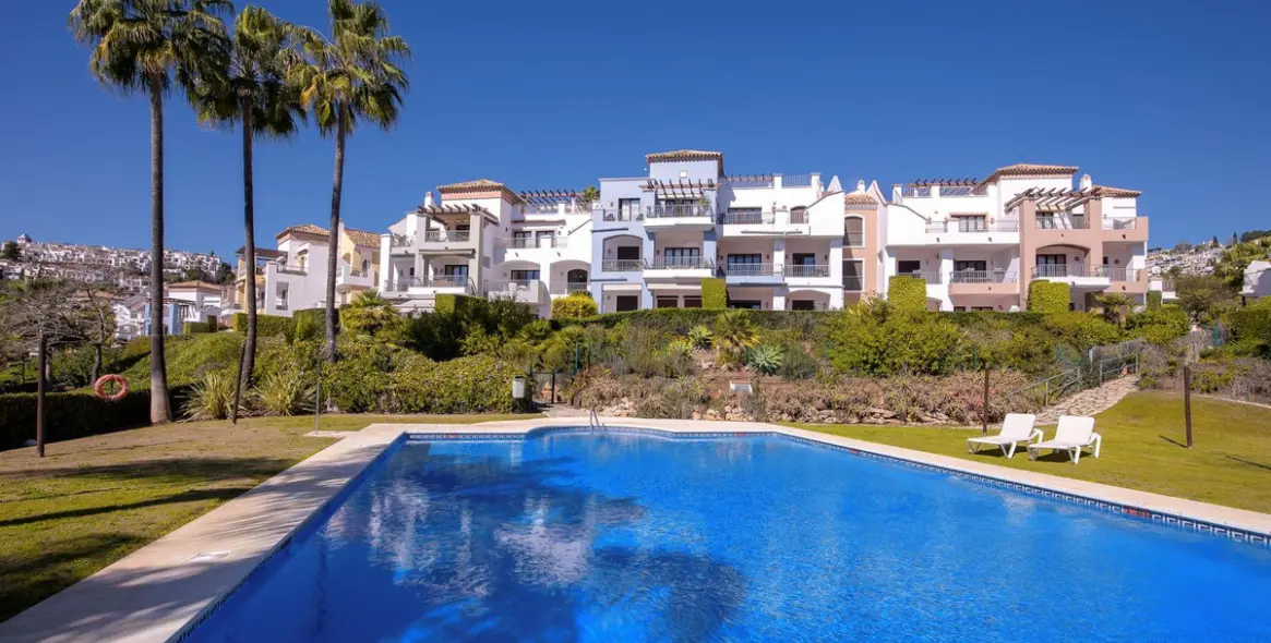 Venta de apartamento en planta baja en Los Arqueros 28