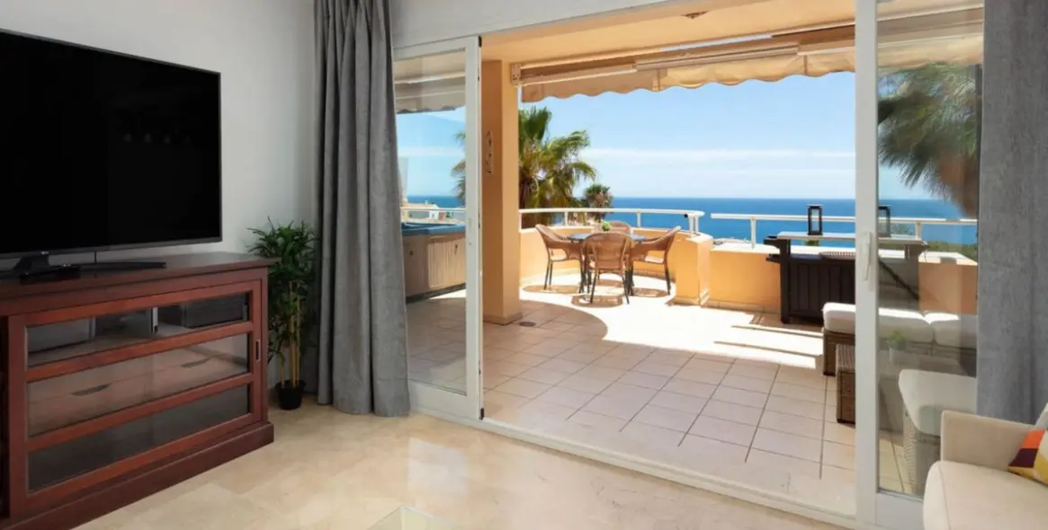 Venta de apartamento en planta media en Mijas Costa 4