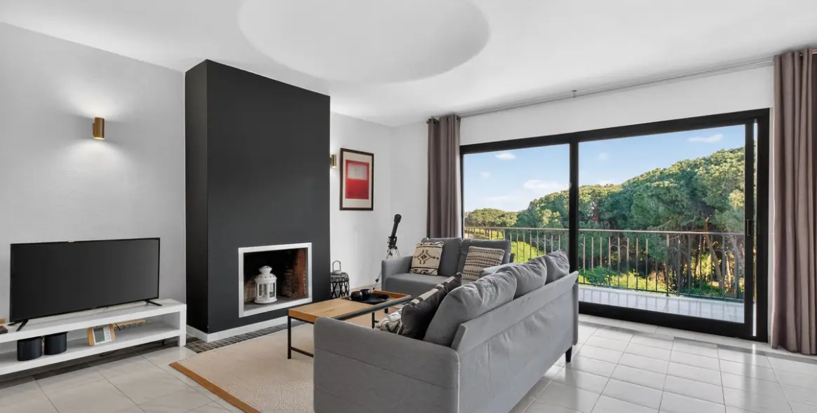 Venta de adosado en Artola 1