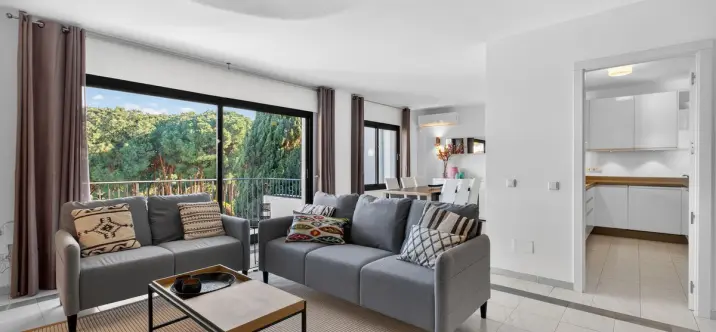 Venta de adosado en Artola 1