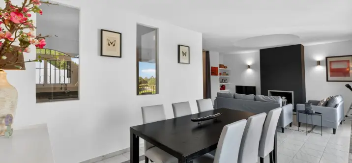 Venta de adosado en Artola 4