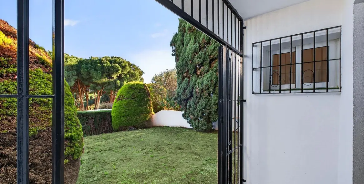 Venta de adosado en Artola 18