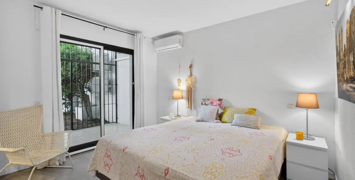 Venta de adosado en Artola 19