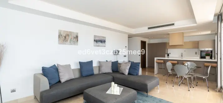 Venta de apartamento en planta baja en Los Arqueros 2