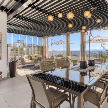 Venta de ático en Estepona