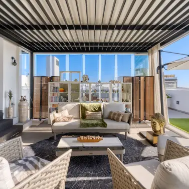 Venta de ático en Estepona