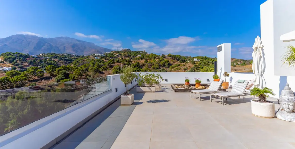 Venta de ático en Estepona 12