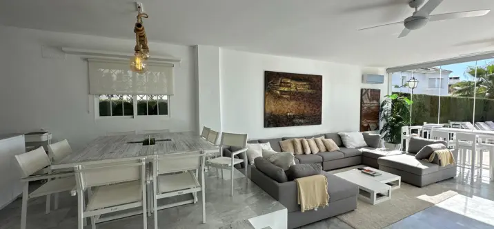 Alquiler a largo plazo de adosado en Estepona 2