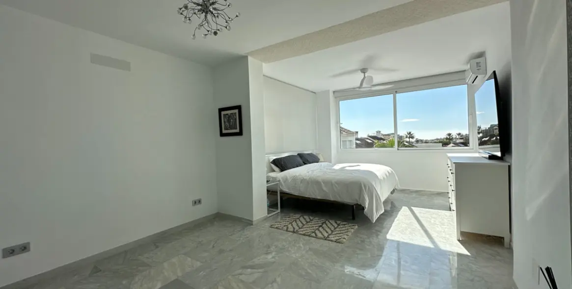 Alquiler a largo plazo de adosado en Estepona 6