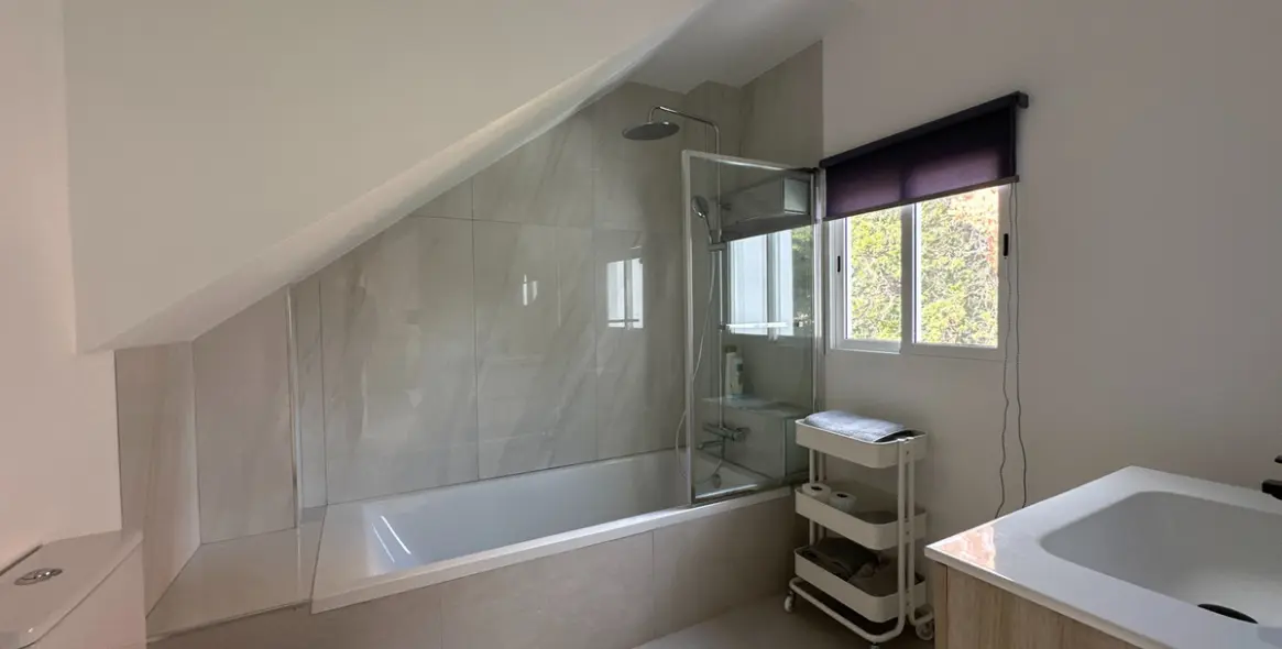 Alquiler a largo plazo de adosado en Estepona 24