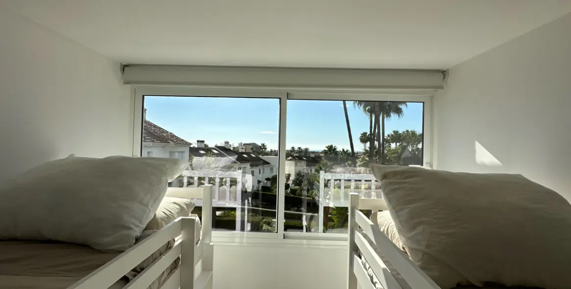 Alquiler a largo plazo de adosado en Estepona 35