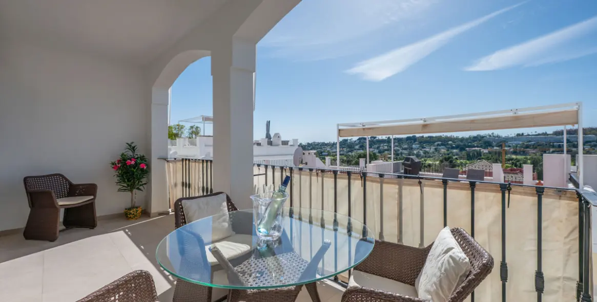 Venta de adosado en Nueva Andalucía 16