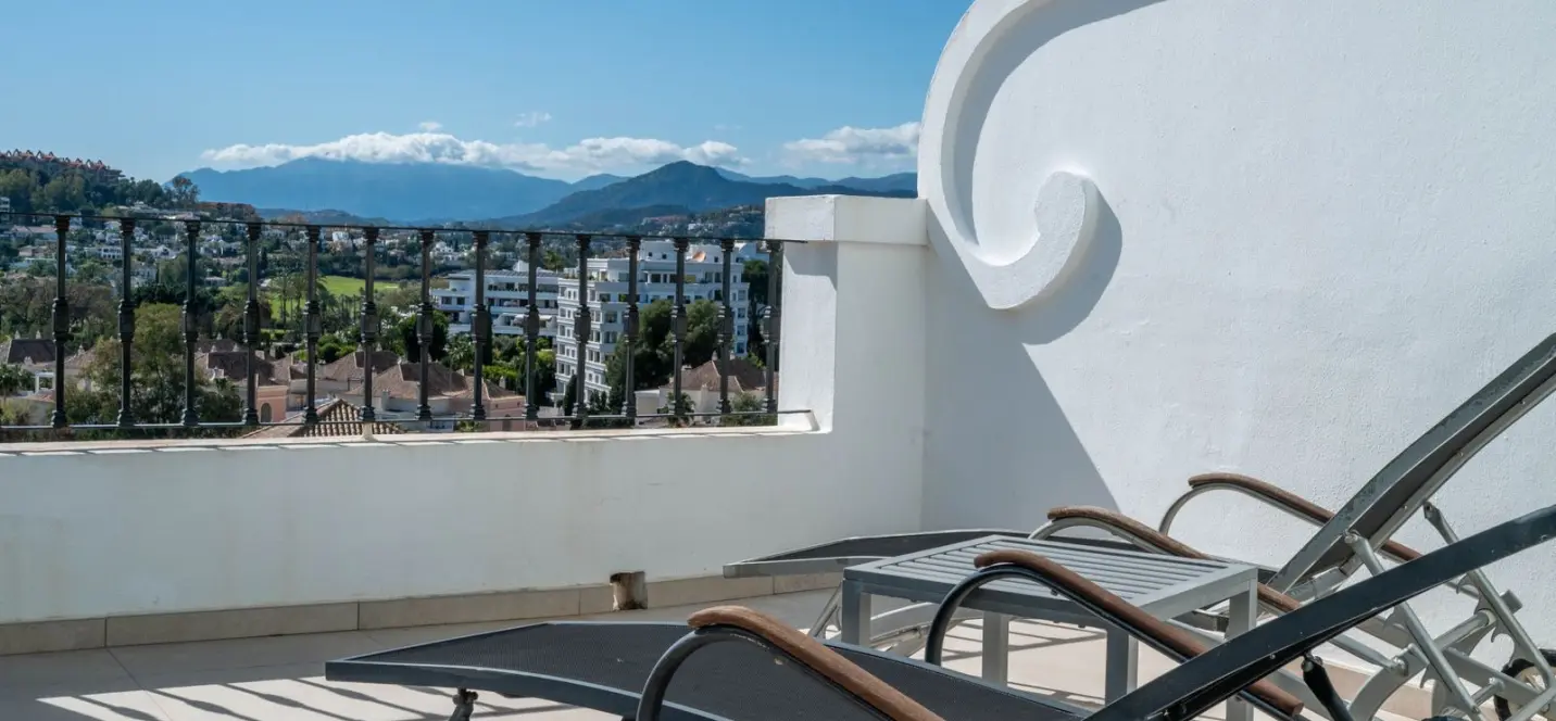 Sale of townhouse in Nueva Andalucía 3