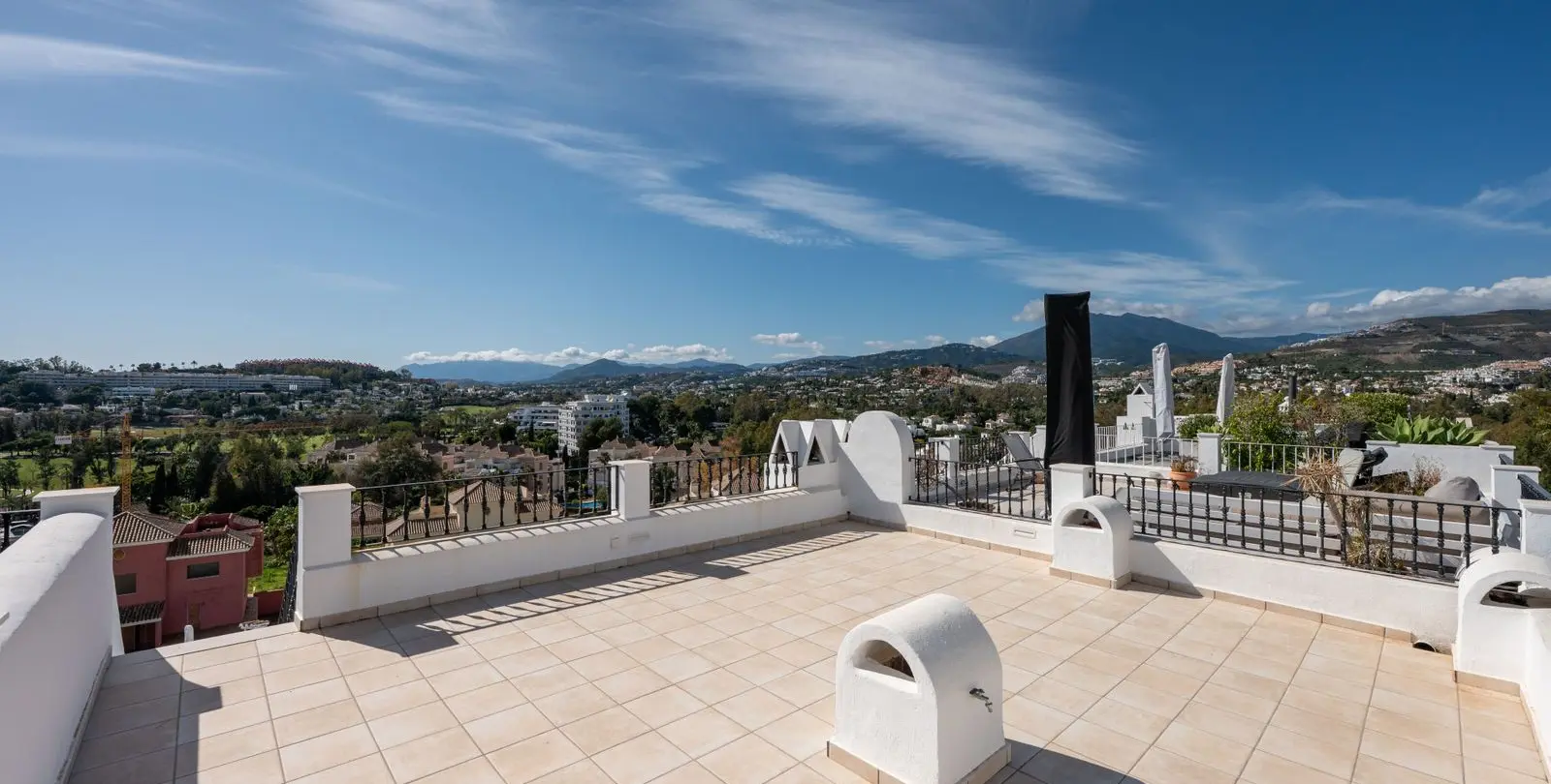 Sale of townhouse in Nueva Andalucía 28