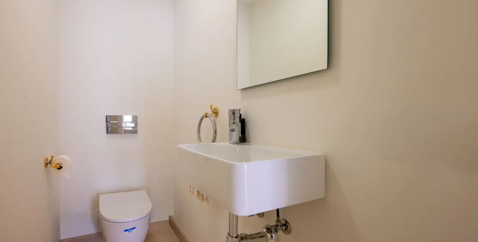 Sale of townhouse in Nueva Andalucía 36