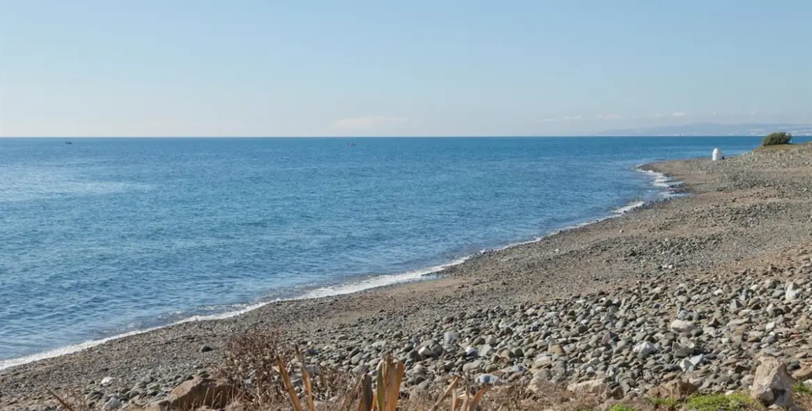 Alquiler a corto plazo de apartamento en planta media en Estepona 24