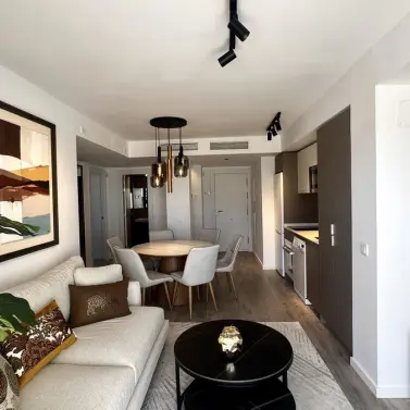 Долгосрочная аренда апартаментов на среднем этаже в Fuengirola