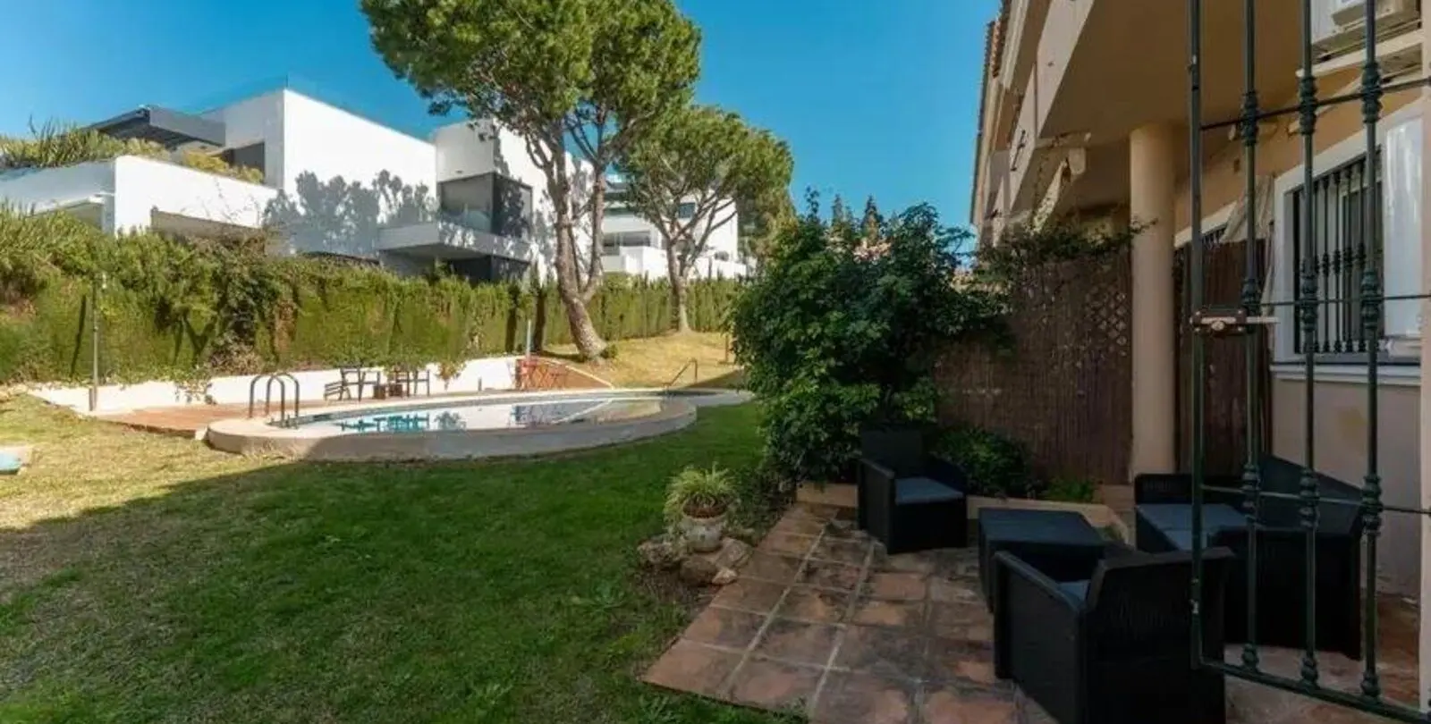 Sale of semi-detached house in Cabopino 21
